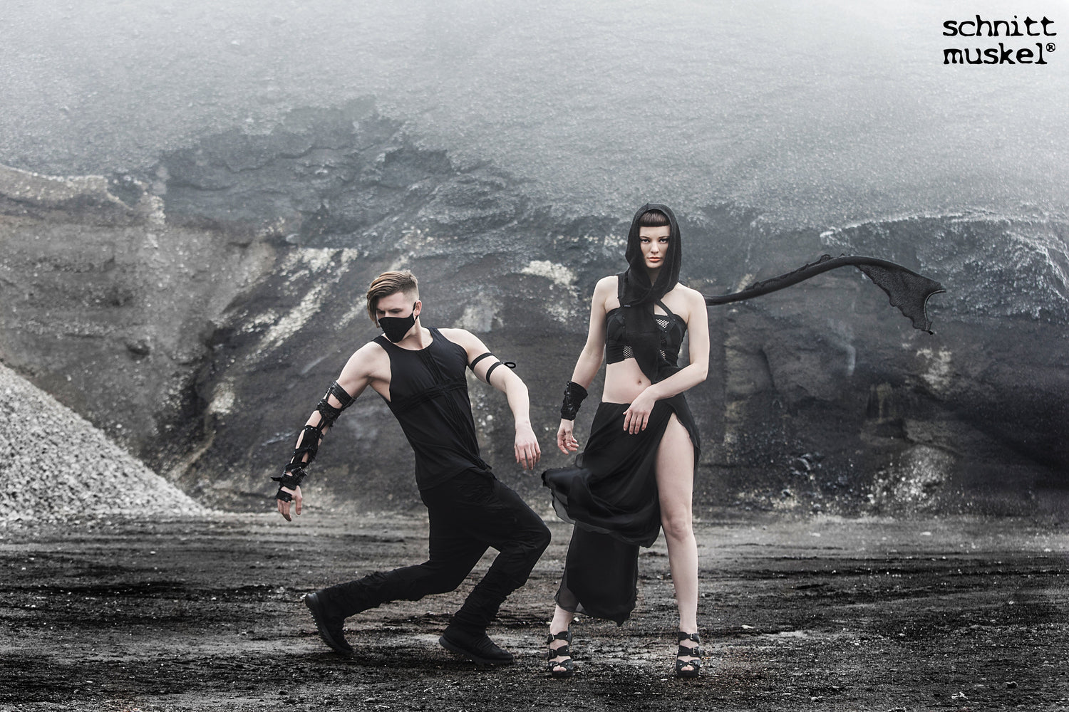 COLLECTION: BLACK OIL DESASTER