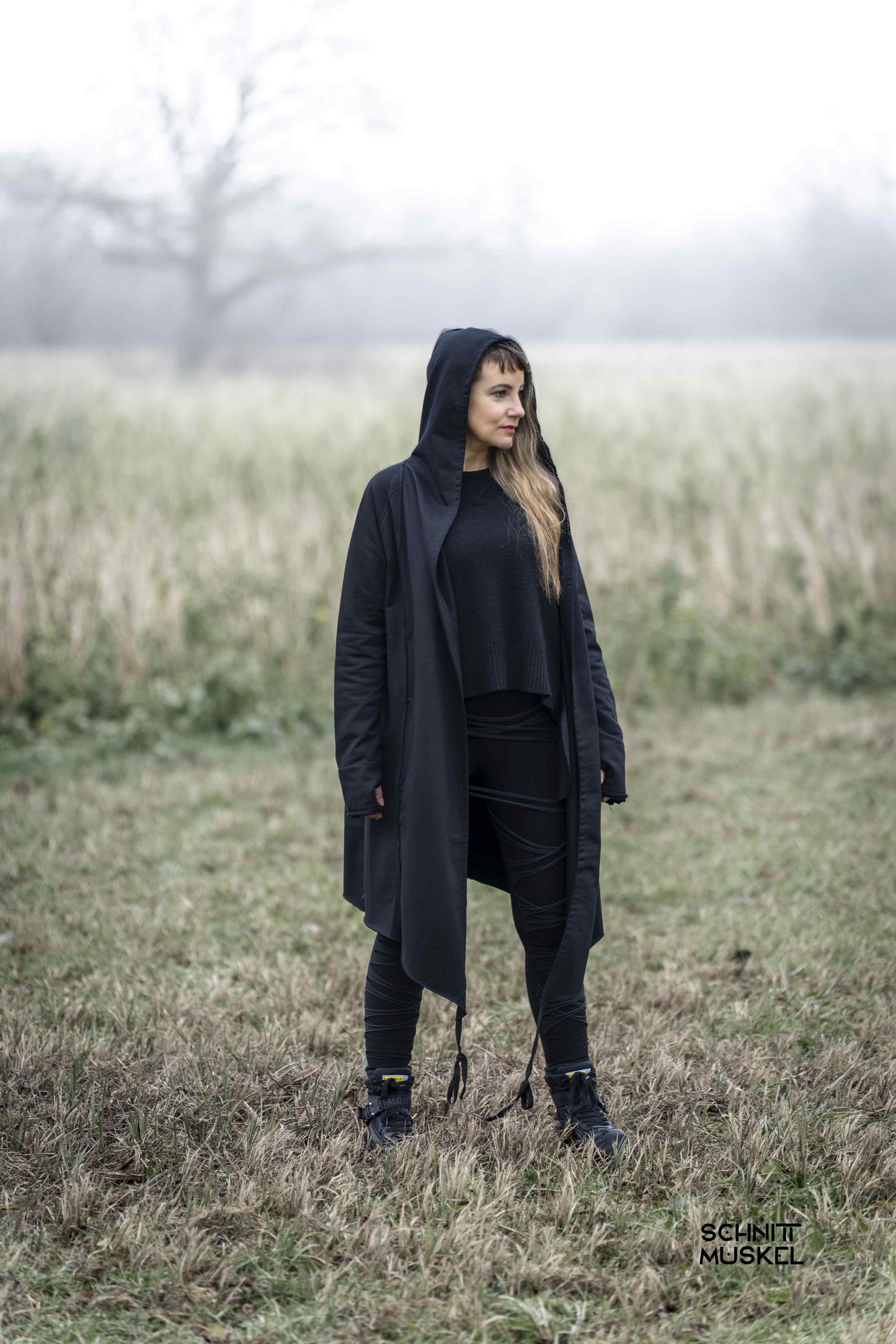 Darkavantgarde Cardigan, Gothicmantel, Gothiccardigan, darkwear, Gothic Damenmode, Gothic Herrenmode, Gothicmode,