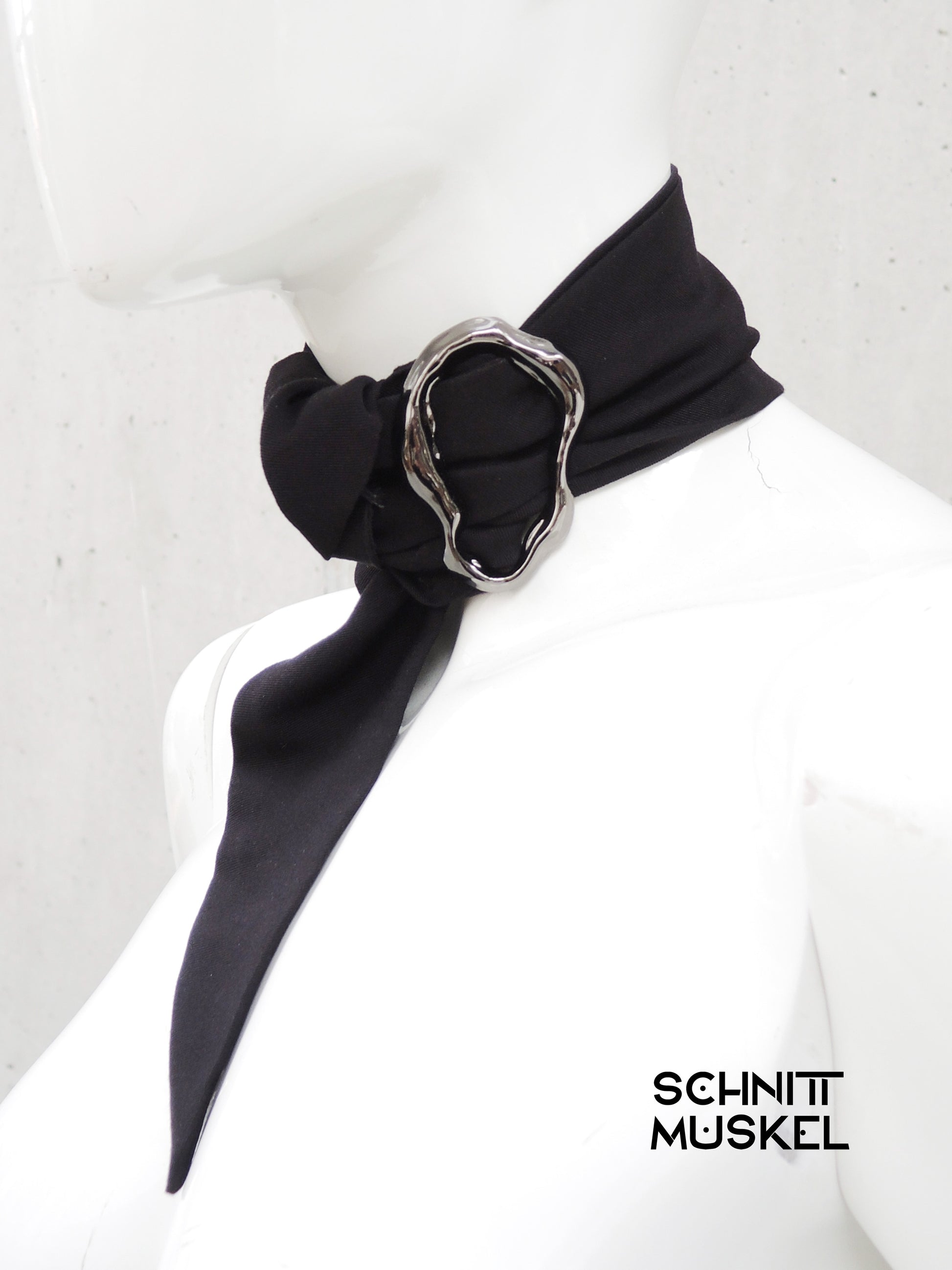 Halsschmuck, Choker, Design Accessoire, Avantgarde Schmuck, Minimal Fashion, Statement Piece, Unisex Schmuck, Designer Halsband, Contemporary Jewelry, SCHNITTMUSKEL, Made in Germany