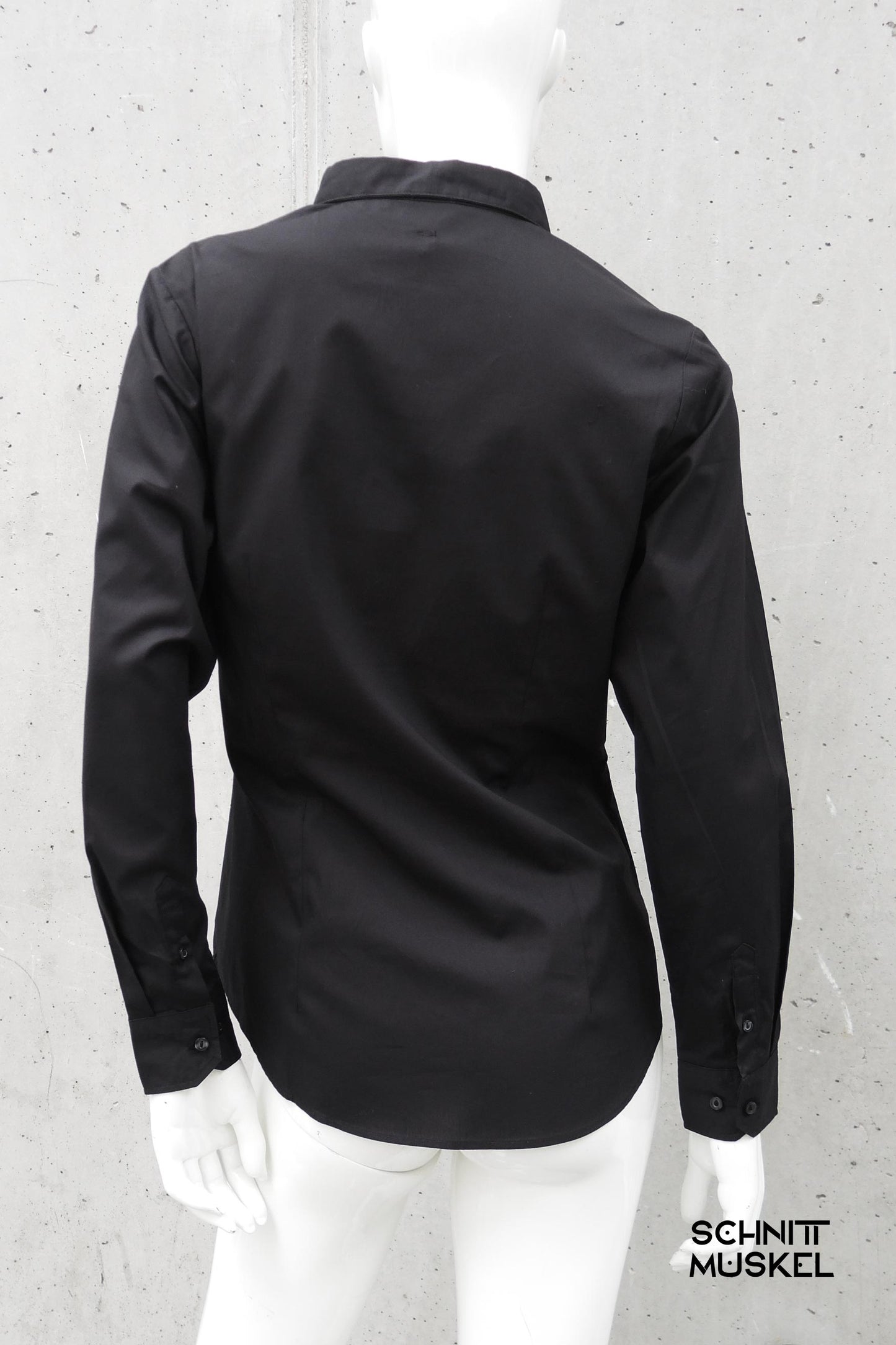 schwarze Damenbluse, schwarze Bluse, Gothicmode für Damen, Gothicmode, schlichte schwarze Bluse