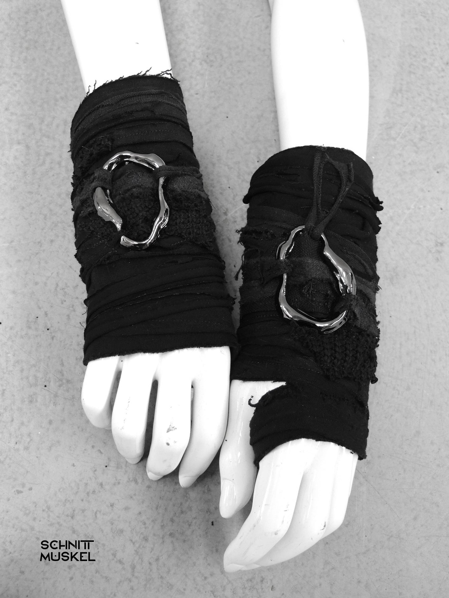 Armstulpen, destroyed Armstulpen, darkavantgarde Armstulpen