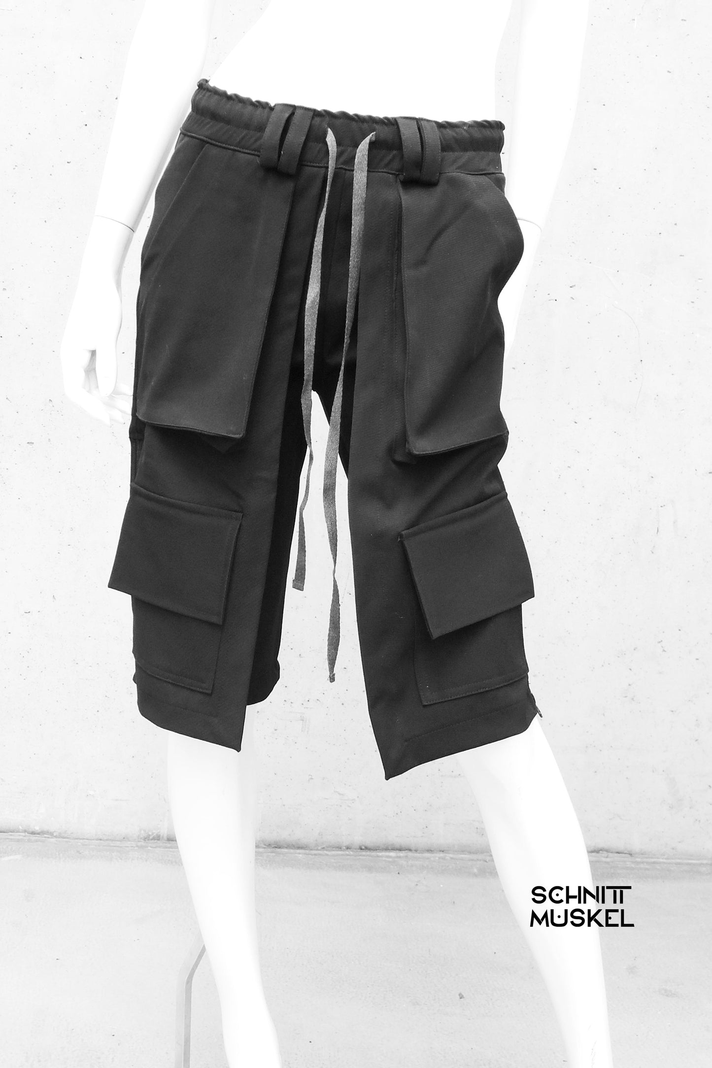 Cargoshorts, darkavantgarde Shorts, japanstyle pants, Ninjapants, Gothichose, darkavantgarde shorts, Cargohose, kurze Gothic Hose