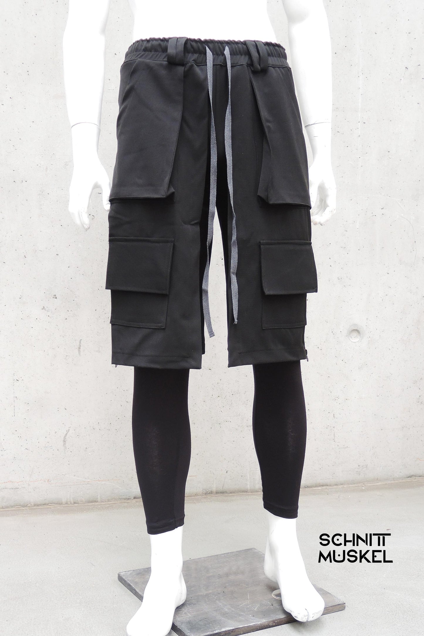 Cargoshorts, darkavantgarde Shorts, japanstyle pants, Ninjapants, Gothichose, darkavantgarde shorts, Cargohose, kurze Gothic Hose