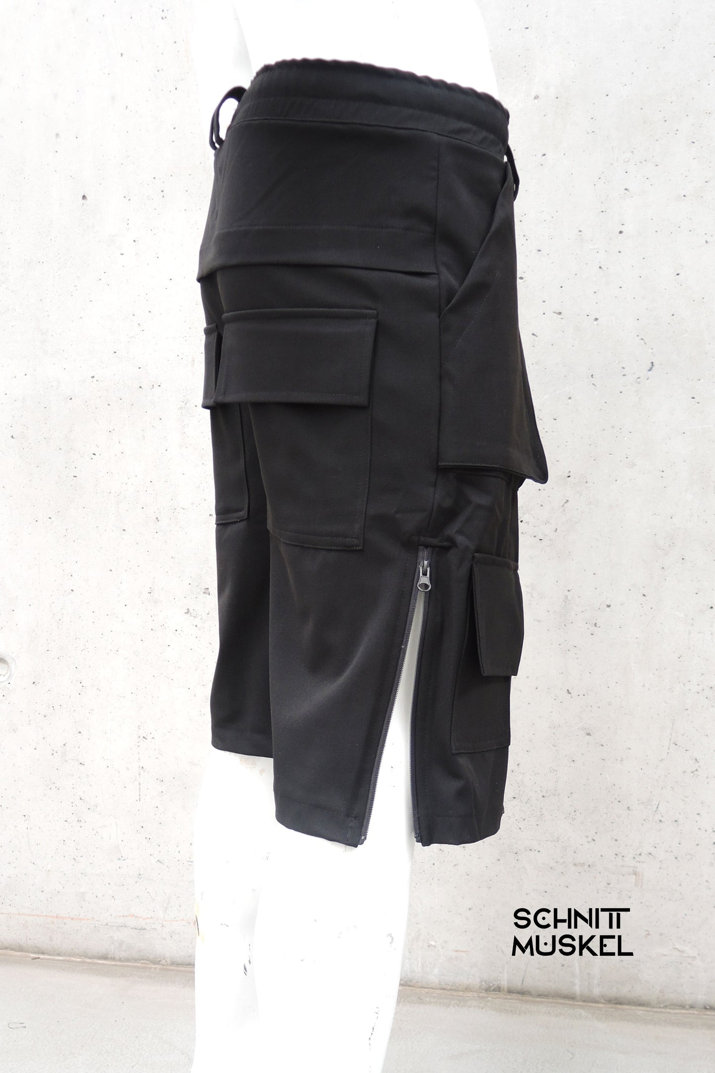 Cargoshorts, darkavantgarde Shorts, japanstyle pants, Ninjapants, Gothichose, darkavantgarde shorts, Cargohose, kurze Gothic Hose
