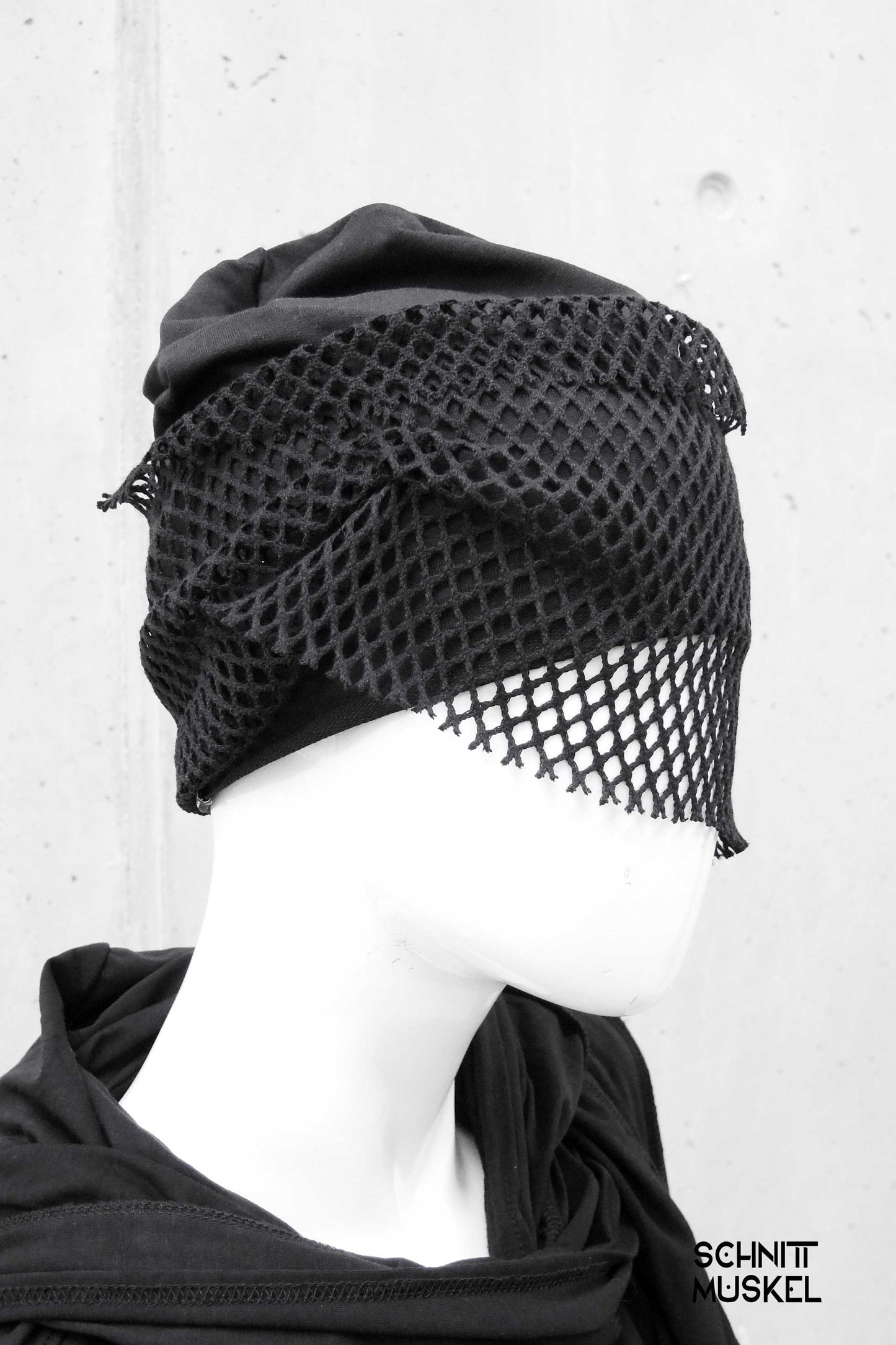 Mütze mit Schleier, Schleiermütze, Gothicmütze, Beanie mit Netz, Mütze mit Netz, darkcyber beanie