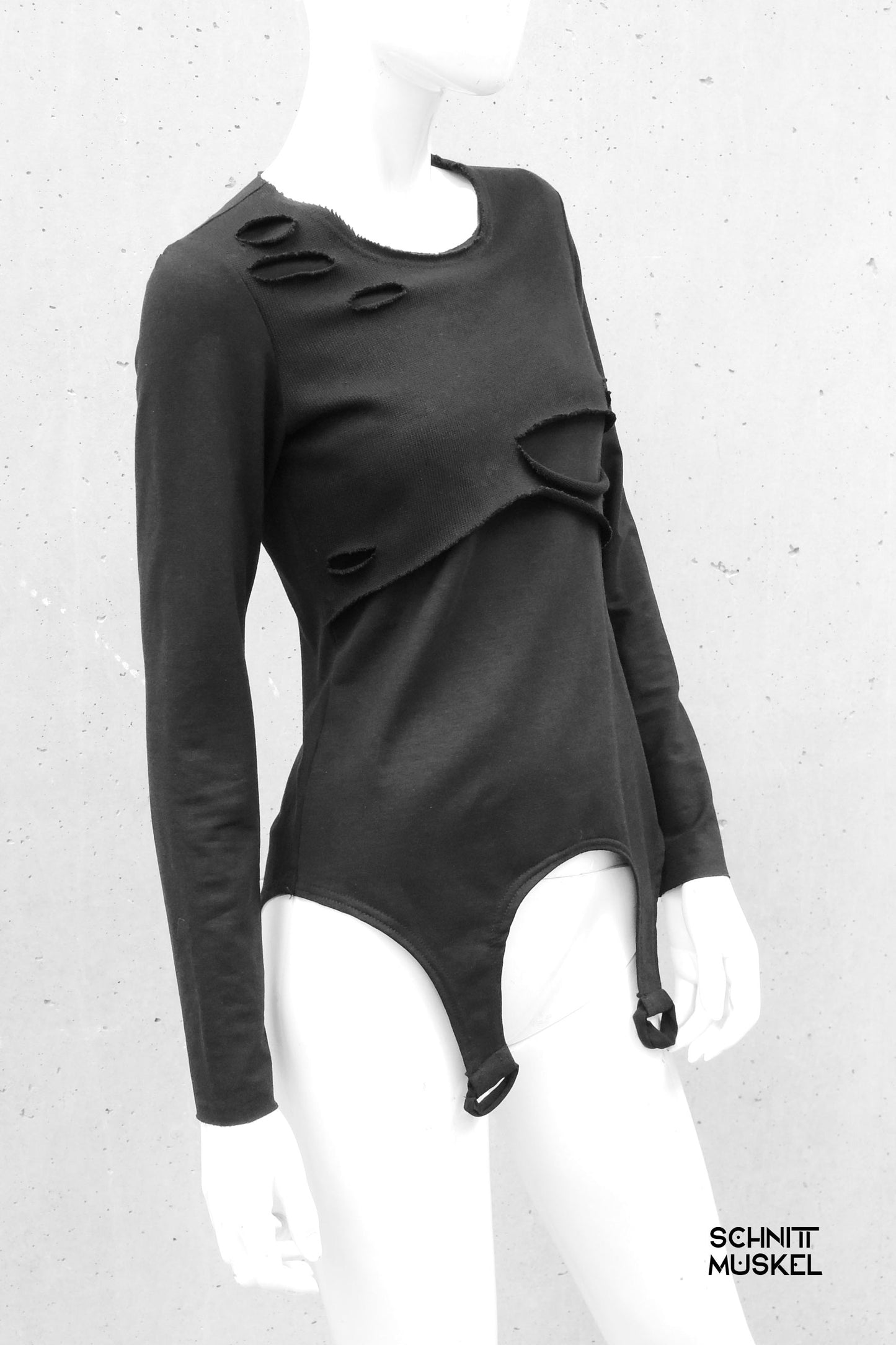 suspendershirt, Gothicshirt für Damen, destroyed Shirt, postapokalyptische Mode