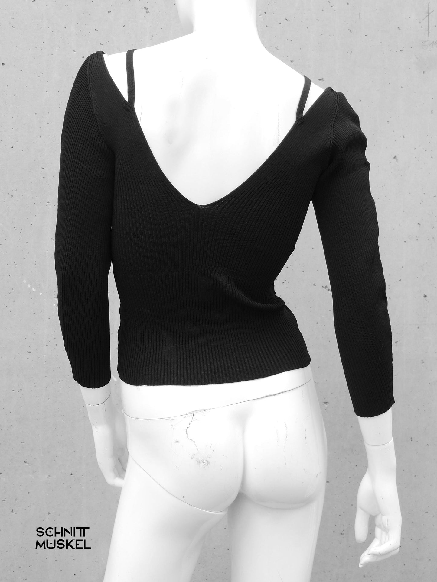 Shirt mit tiefem Rückenausschnitt, V Ausschnitt, Gothicshirt, darkavantgarde Shirt
