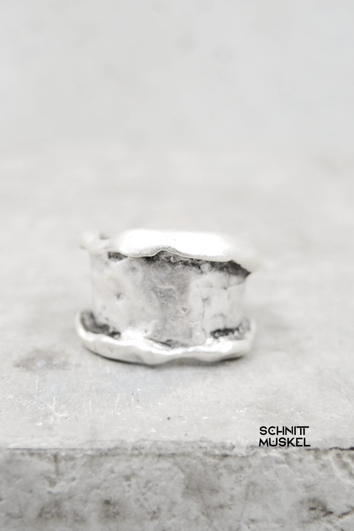 avantgarde Ring, darkavantgarde Ring