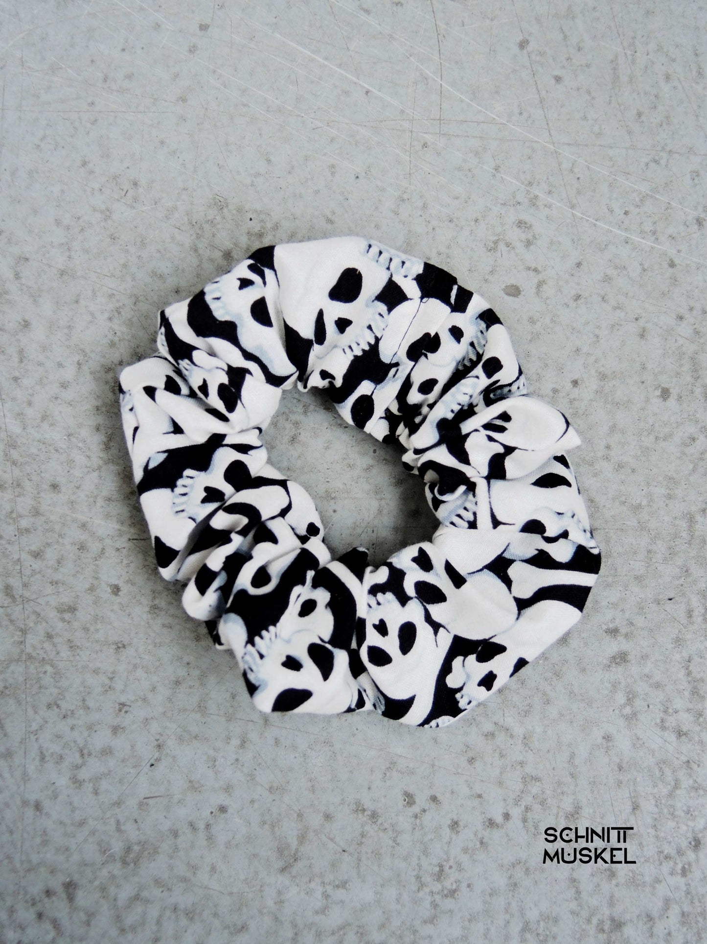 Scrunhie "skull"
