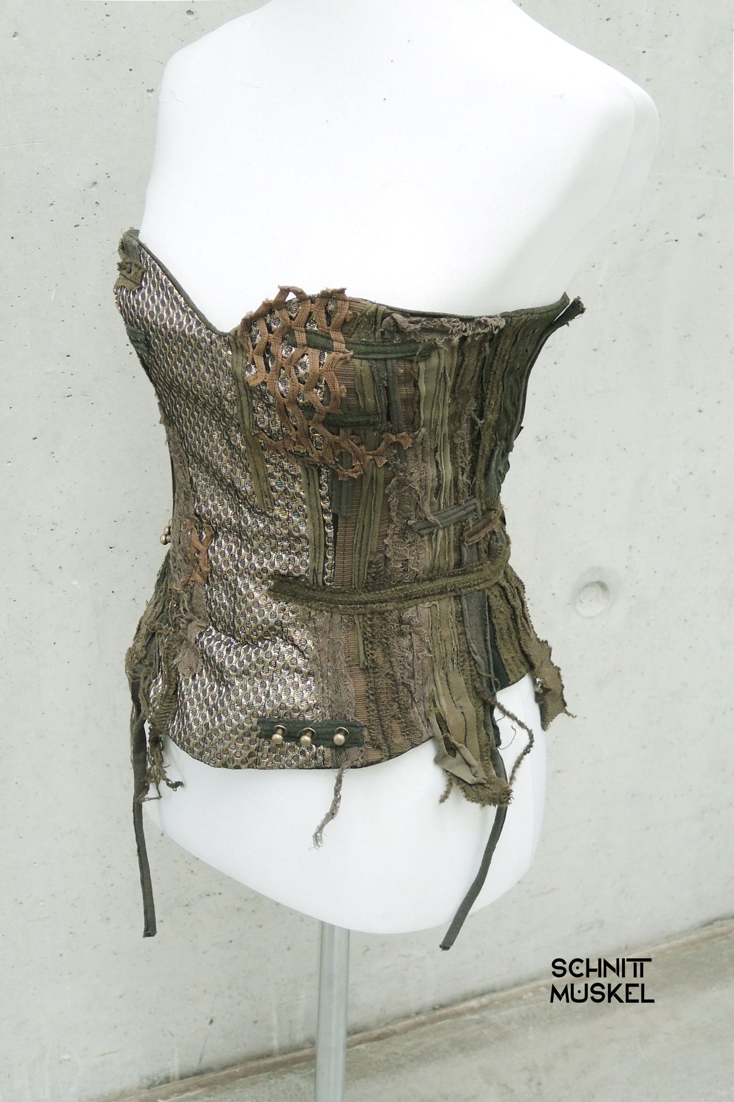 Corsage olivegrün, Fantsaycorsage, Waldelfencorsage, Korasge gold, Korsage destroyed, Korsett destroyed