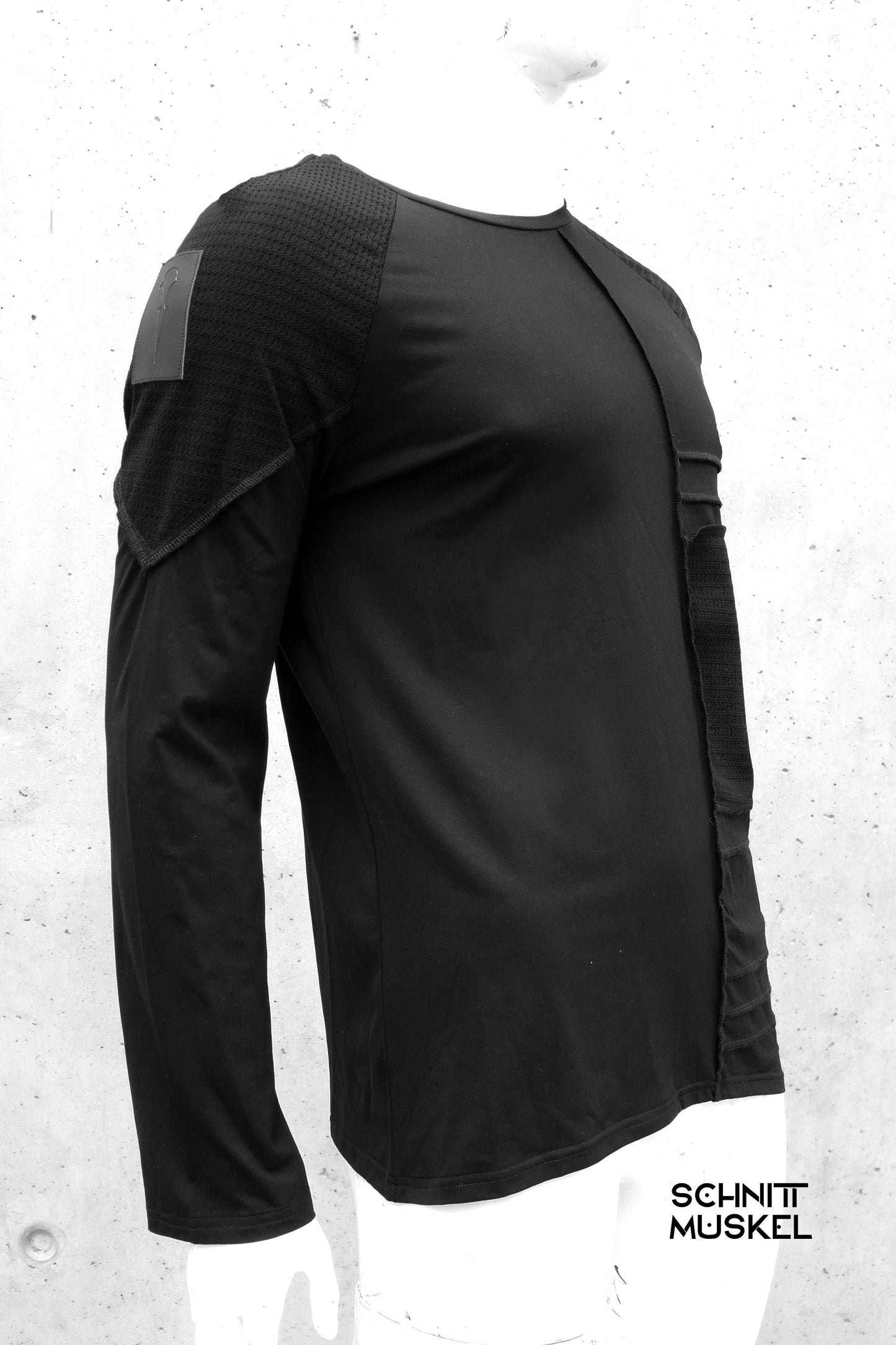 Gothiclangarmshirt für Herren, Gothicshirt, darkwear langarmshirt, darkavantgarde Mode für Herren, Festivalfashion, Festivaloutfit