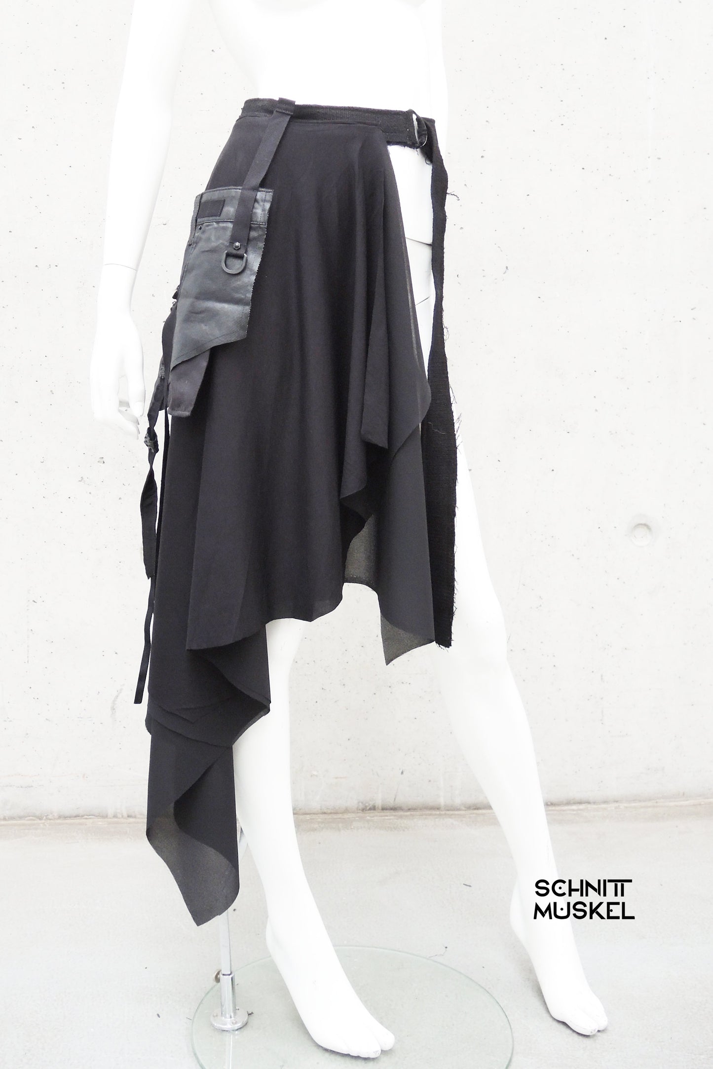 Hüftschmeichler, Halbschürze, Umhängerock, Gothickleidung, Gothic, darkwear