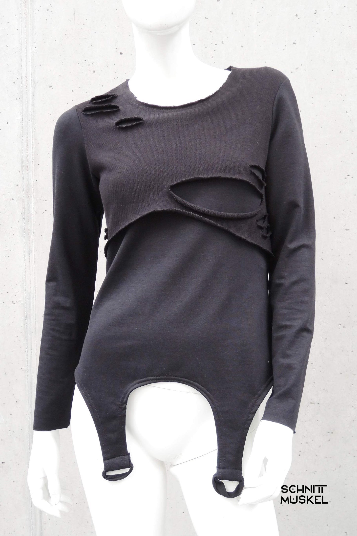 suspendershirt, Gothicshirt für Damen, destroyed Shirt, postapokalyptische Mode