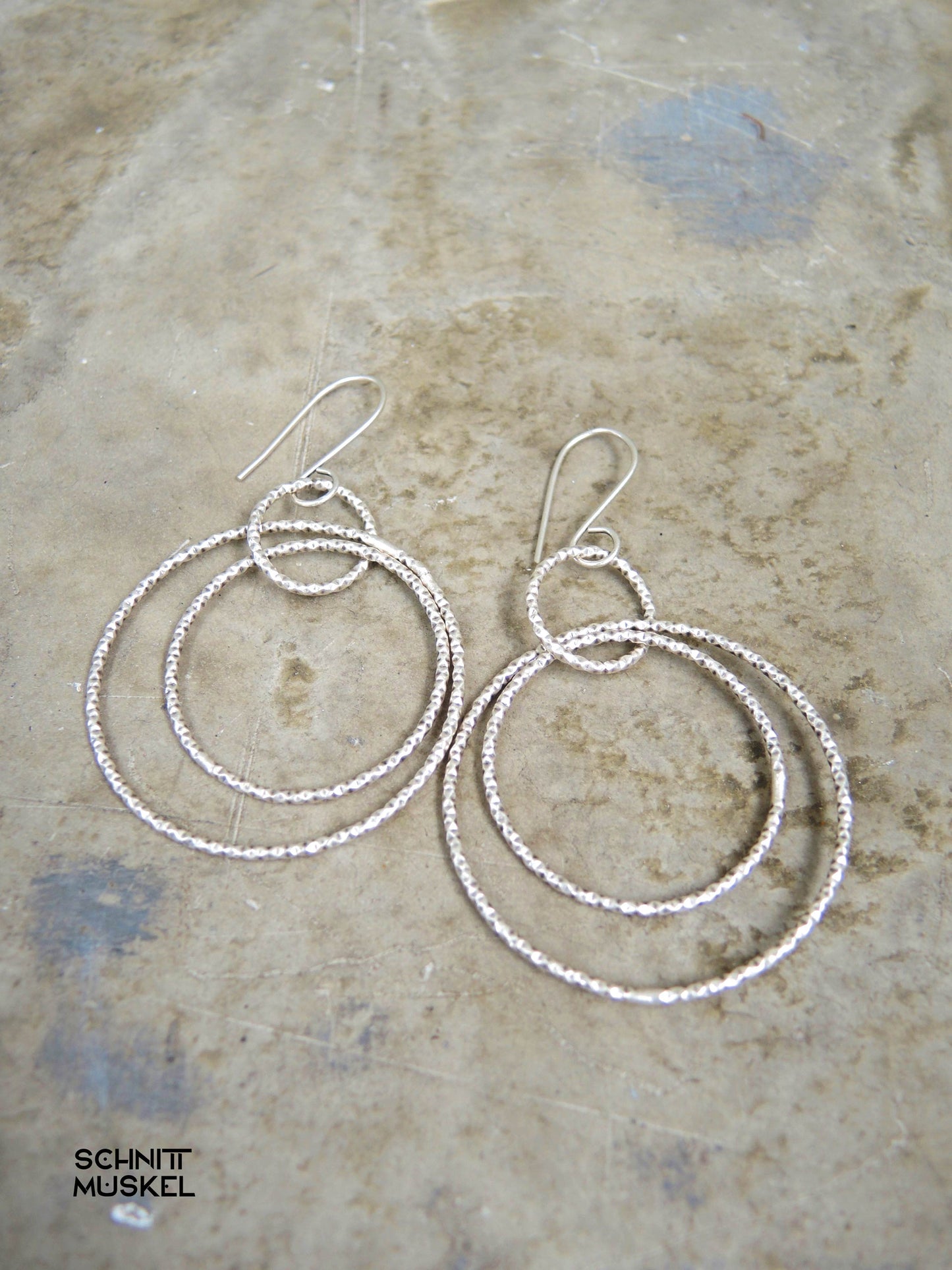 Ohrringe, ZAMAK Schmuck, nicht allergene Ohrringe, Ringohrhäger, darkavantgarde Schmuck