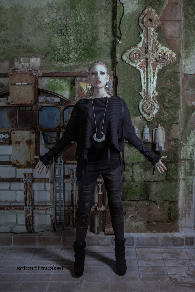 Jeggings, Treggings, postapokalyptische Hose, aussergewöhnliche Jeans, Gothichose, darkavantgarde Mode, darkavantgarde Hose