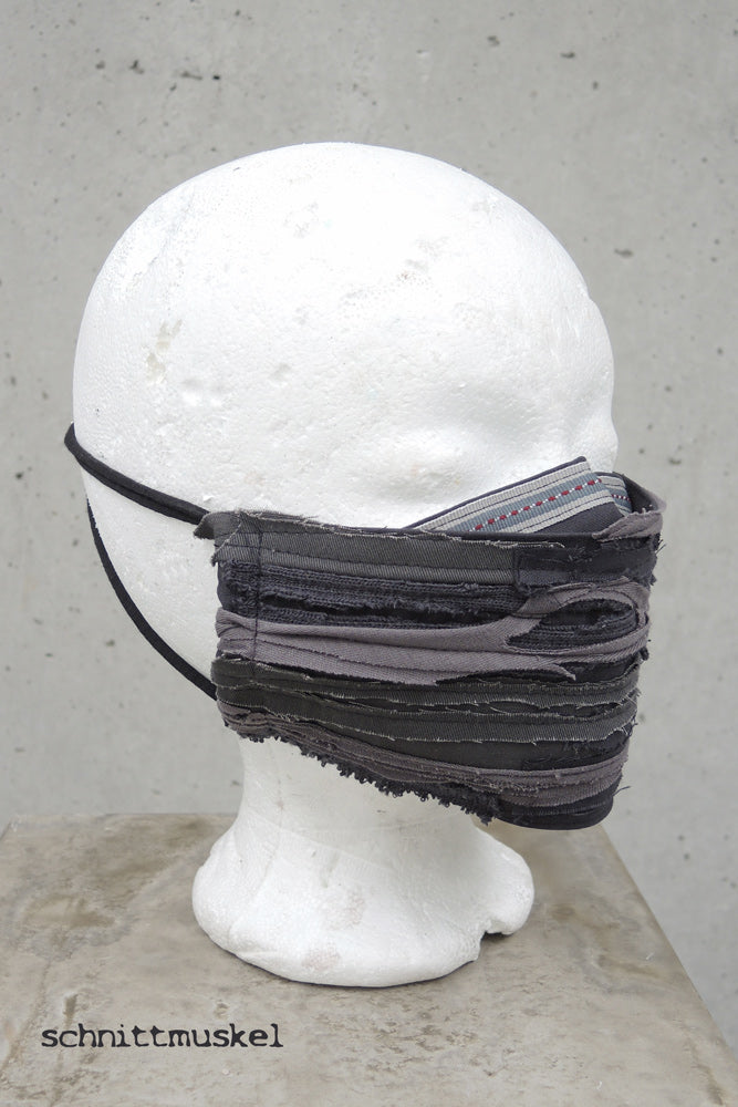 Maske grau, graue Maske, darkavantgarde, Maske anthrazit