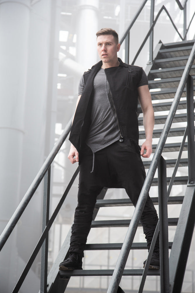 Darkwear, darkavantgarde, darkstreetwear, Gothicmode für Herren, Gothicmode für Männer