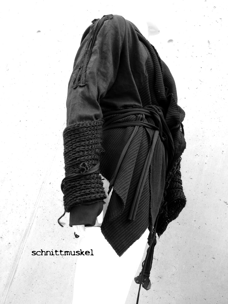 darkavantgarde Jacke, darkavantgarde Mode, darkwear, Gothicmode, Gothicjacke, drapierte Jacke