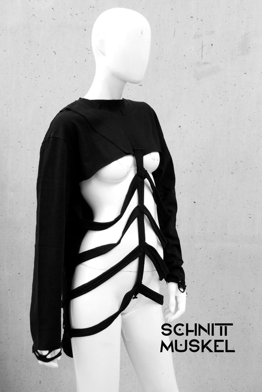 Ribcage Sweater, Ribcage Pullover, Pullover mit cut outs, Gothicpullover, darkwear, darkcyber, Handgemacht in unserem Atelier in Karlsruhe, Unisex