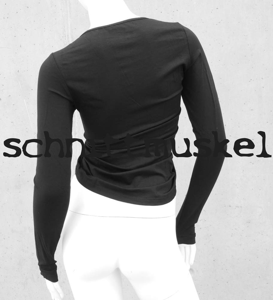 Langarmshirt mit Raffung, Shirt mit Raffung, gerafftes Shirt, darkavantgarde, Gothickleidung, Goth, Streetgoth, Shirt bauchfrei, Langarmshirt Gothic, Langarmshirt darkstyle, darksyle, darkfashion,Shirt aus Modal