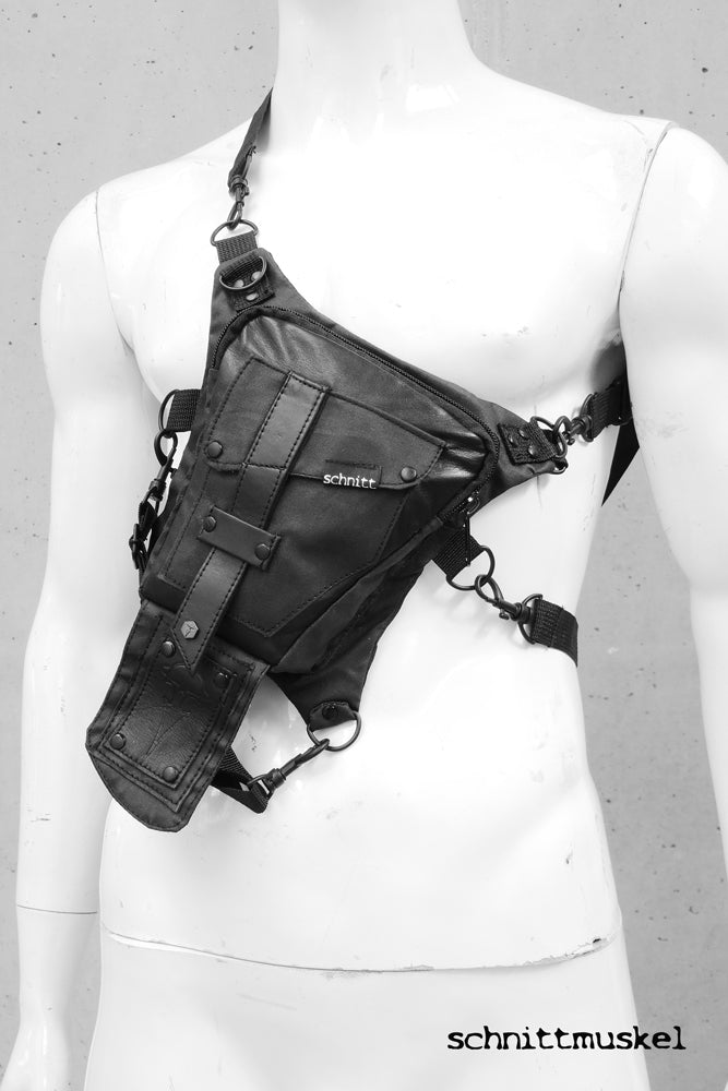 ACCESSOIRES: Taschen & Gürtel