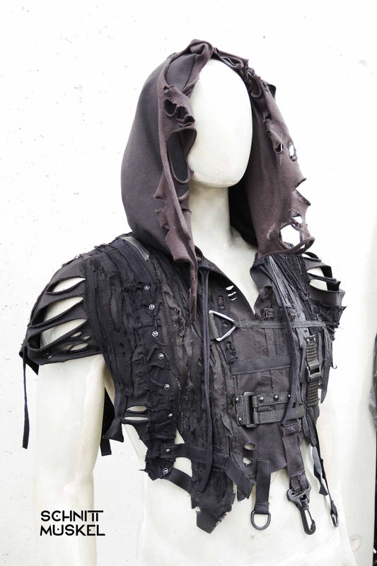 Cape, Kapuzencape, Cosplaycape, postapokalyptische Mode, Gothicape, darkcyberfashion, destroyedfashion, Gothicmode