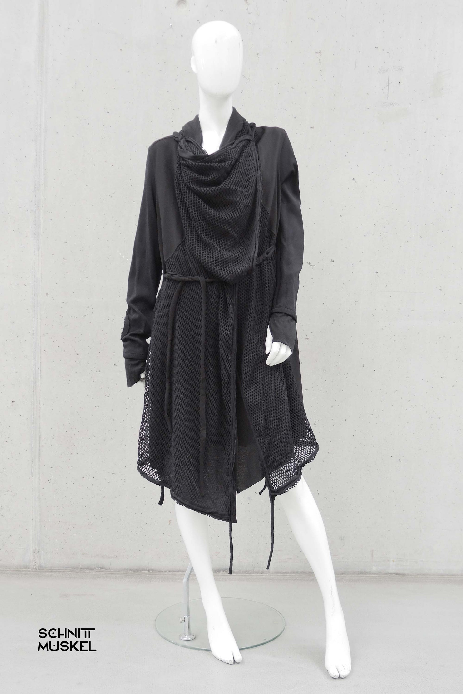 Unikat Cardigan, Cardigan, Gothicjacke, Gothic Cardigan, Gothicmode, aussergewöhnliche Gothic Mode, darkavantgarde Mode