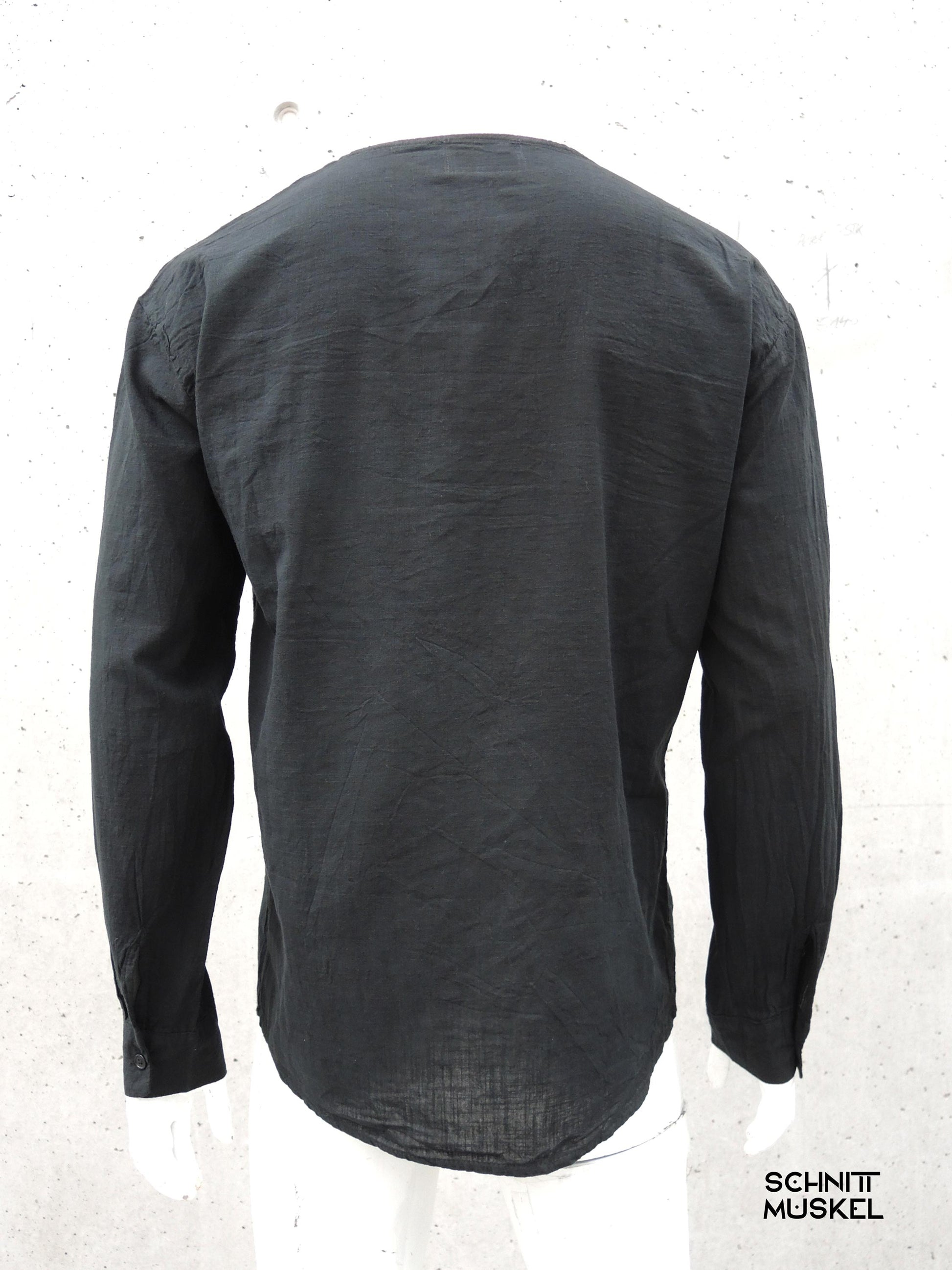 Tunikaschirt für Herren, schwarze Tunika für Herren, Herrenhemd ohne Kragen, kragenloses Hemd, schwarzs gothic Hemd,