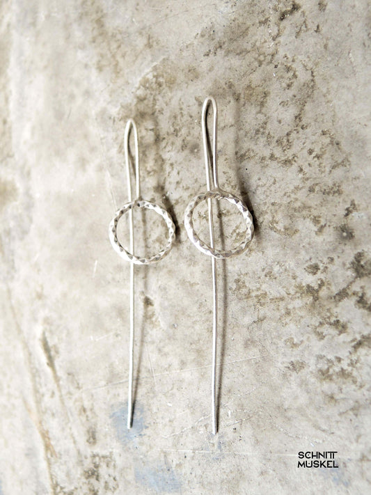 dark avantgarde SChmuck, dark avantgarde Ohrringe, ZAMAK Schmuck, nicht allergene silberne Ohrringe, aussergewöhnlicher Ohrschmuck
