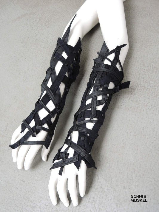 Gothic Armstulpen, darkavantgarde Armstulpen, Fantasy Armstulpen, kinky Accessoire, kinky Armstulpen, darkwear, Gothic Accessoire