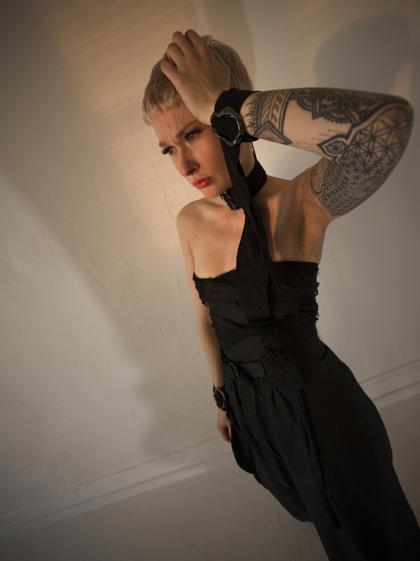 Halsschmuck, Halschleife, Halsband, schwarzer Halsschmuck, darkavantgarde Halsschmuck