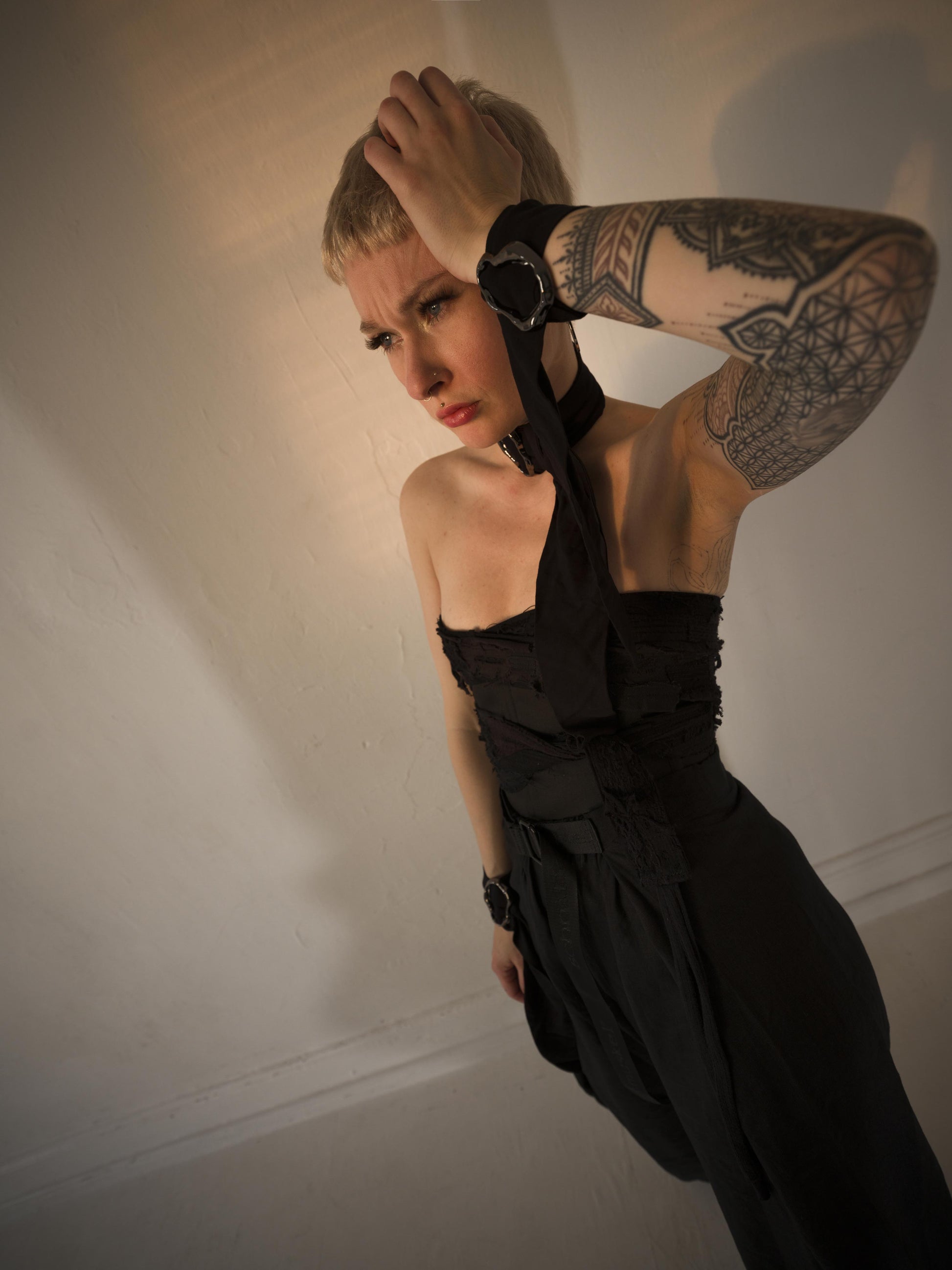 Halsschmuck, Halschleife, Halsband, schwarzer Halsschmuck, darkavantgarde Halsschmuck