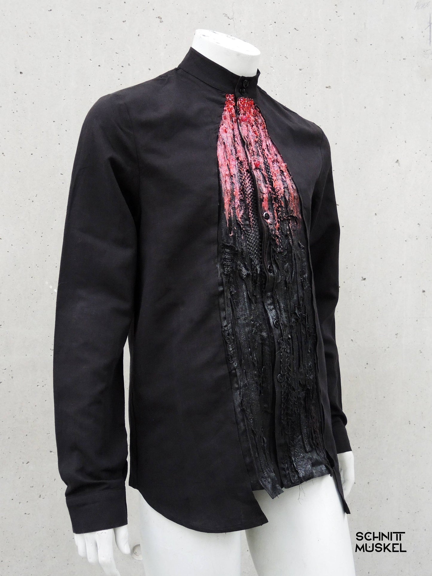 Hemd Bloddrain, Hemd Blutregen, Gothic Hemd. Halloeewnhemd, Halloween Mode, Gothicmode, Blutige Mode, Bloody fashion
