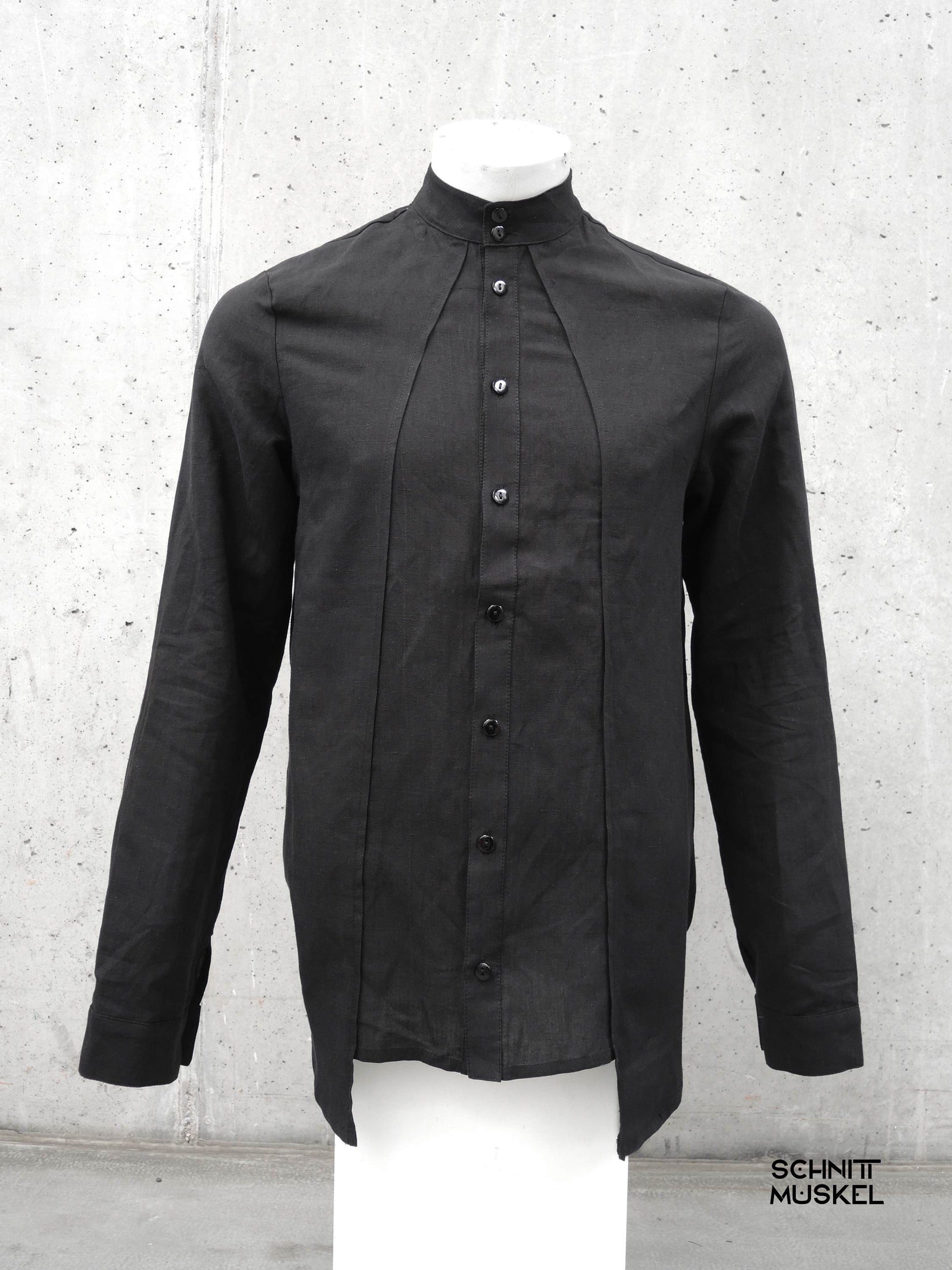 hemd nachtland, schwarzes hemd, designerhemd, schnittmuskel, stehkragen, leinen baumwolle hemd, avantgarde mode, minimalismus fashion, herrenhemd schwarz, asymmetrischer saum, modernes hemd, fashion design, nachhaltiger stil, high fashion shirt, unisex hemd, schwarz leinen shirt, darkavantgarde, gothicmode für Männer, Gothisyle, 