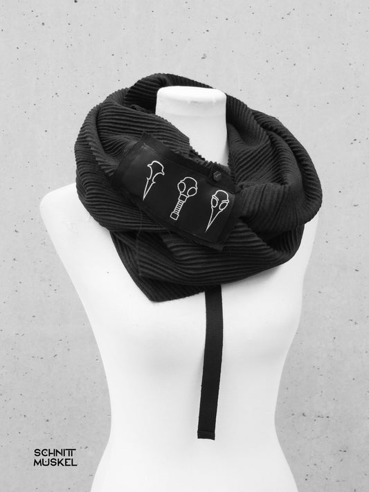 schwarzer Plisseeschal, plissierter Schal, Gothicschal, Plisseeschal