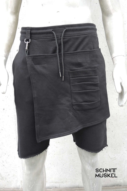 kurze Gothichose, schwarze gemütliche Shorts, darkavantgarde shorts, joggershorts, darkcyberfashion