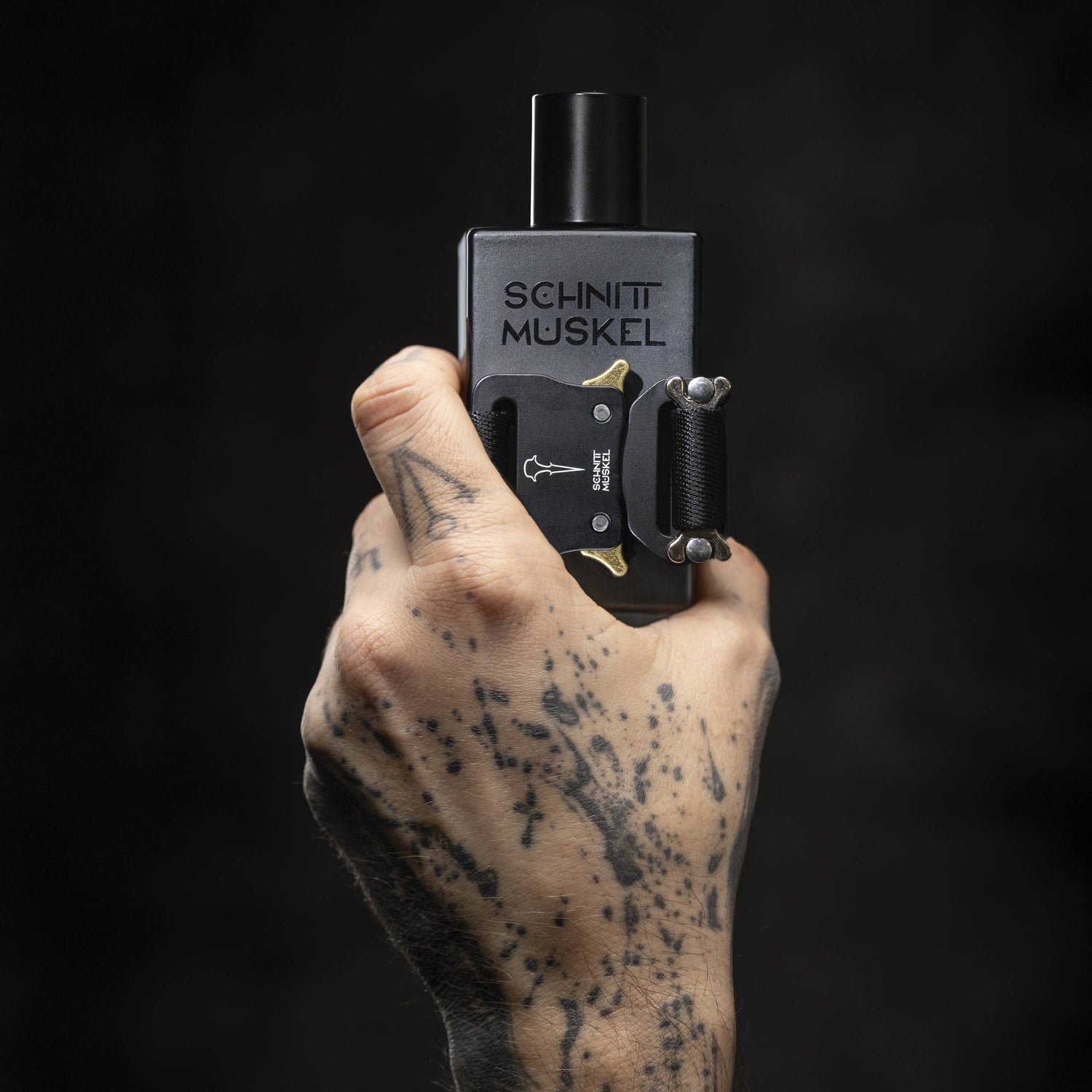 Nischenparfum, Nischenduft, Gothicparfum, Gothicduft, so riecht die Gothic Szene, undergrondparfum, darkavantgarde Parfum