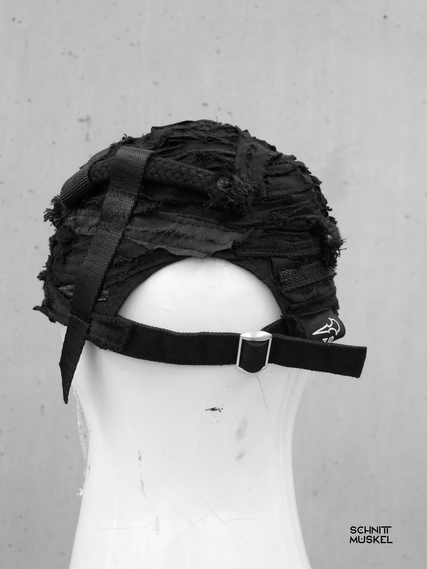Gothicbaseballcap, darkwear, darkavantgarde, postapokalyptische Mütze, technostyle cap, Gothiccap, Gothicschiebermütze
