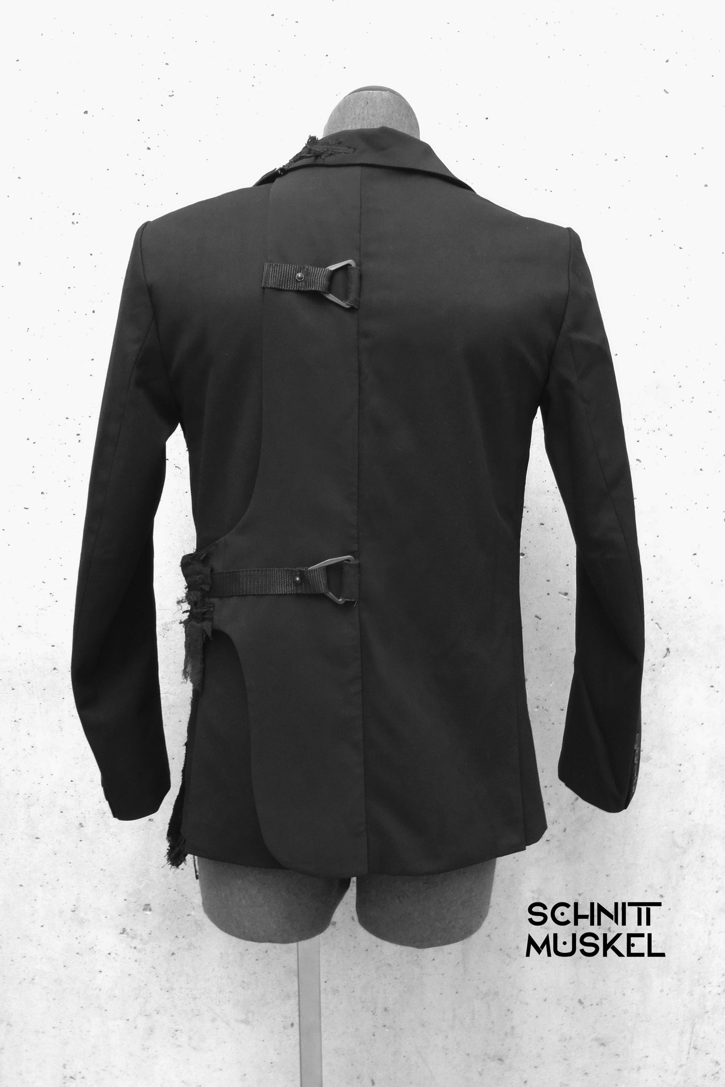 asymmetrisches Jackett, überschnittenes Jackett, Jackett destroyed Stil, destroyed Jackett, Unikatjackett, Rockerjacket, Gothicjackett