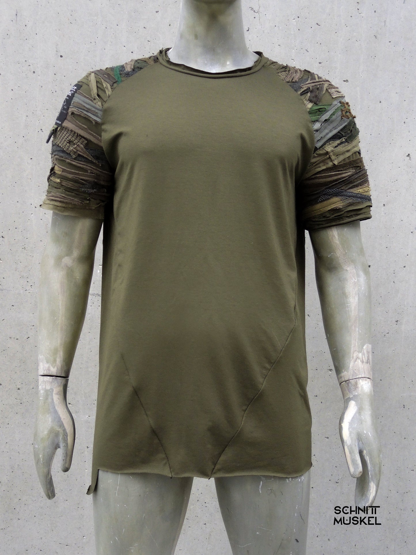 olivgrünes Shirt, Combatshirt, darkwear, aberfashion, Tarnshirt, 6DBH, schnittmuskel