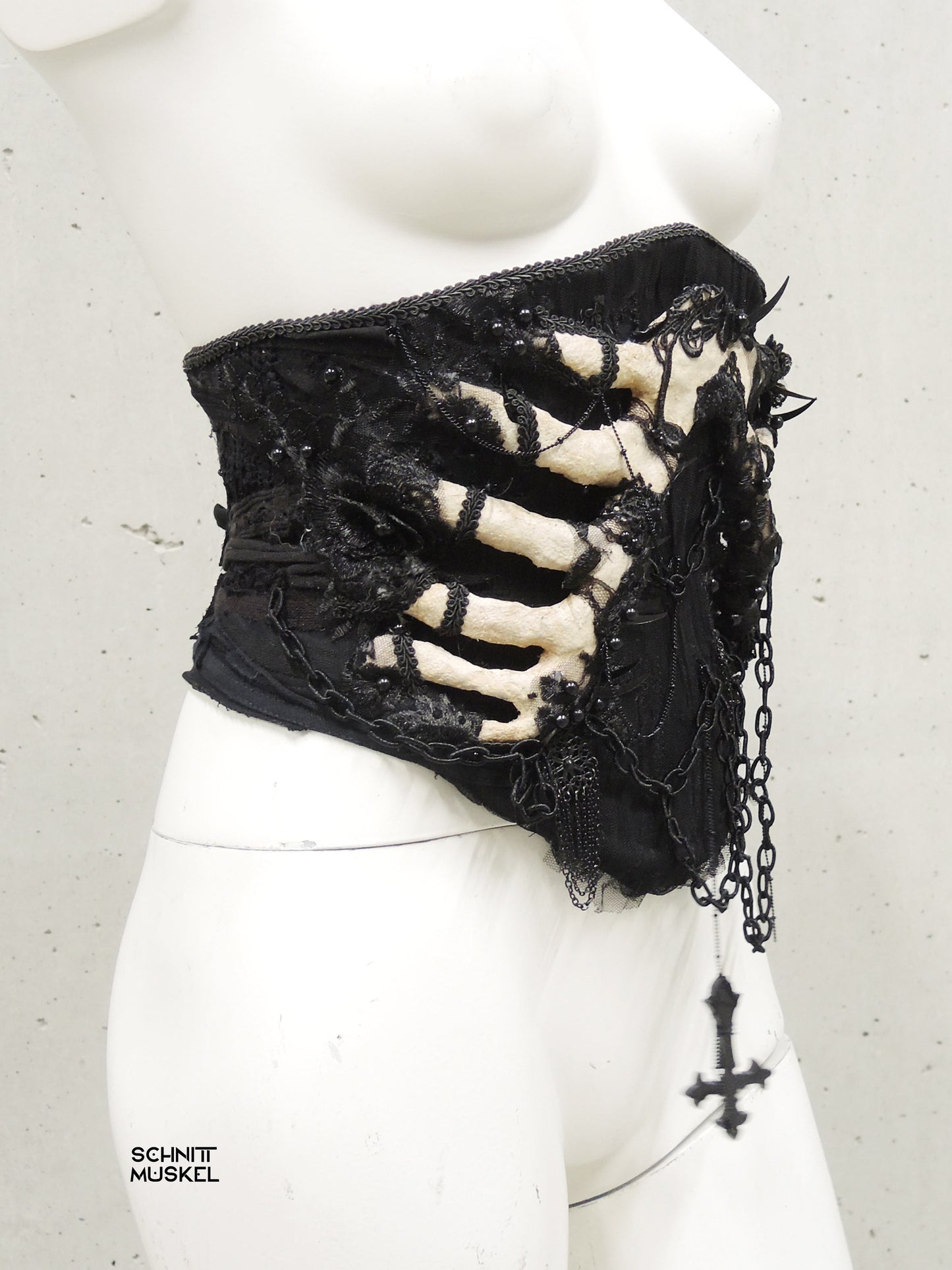 Gothickorsett, Knochenkorsett, Reliquienkorsett 