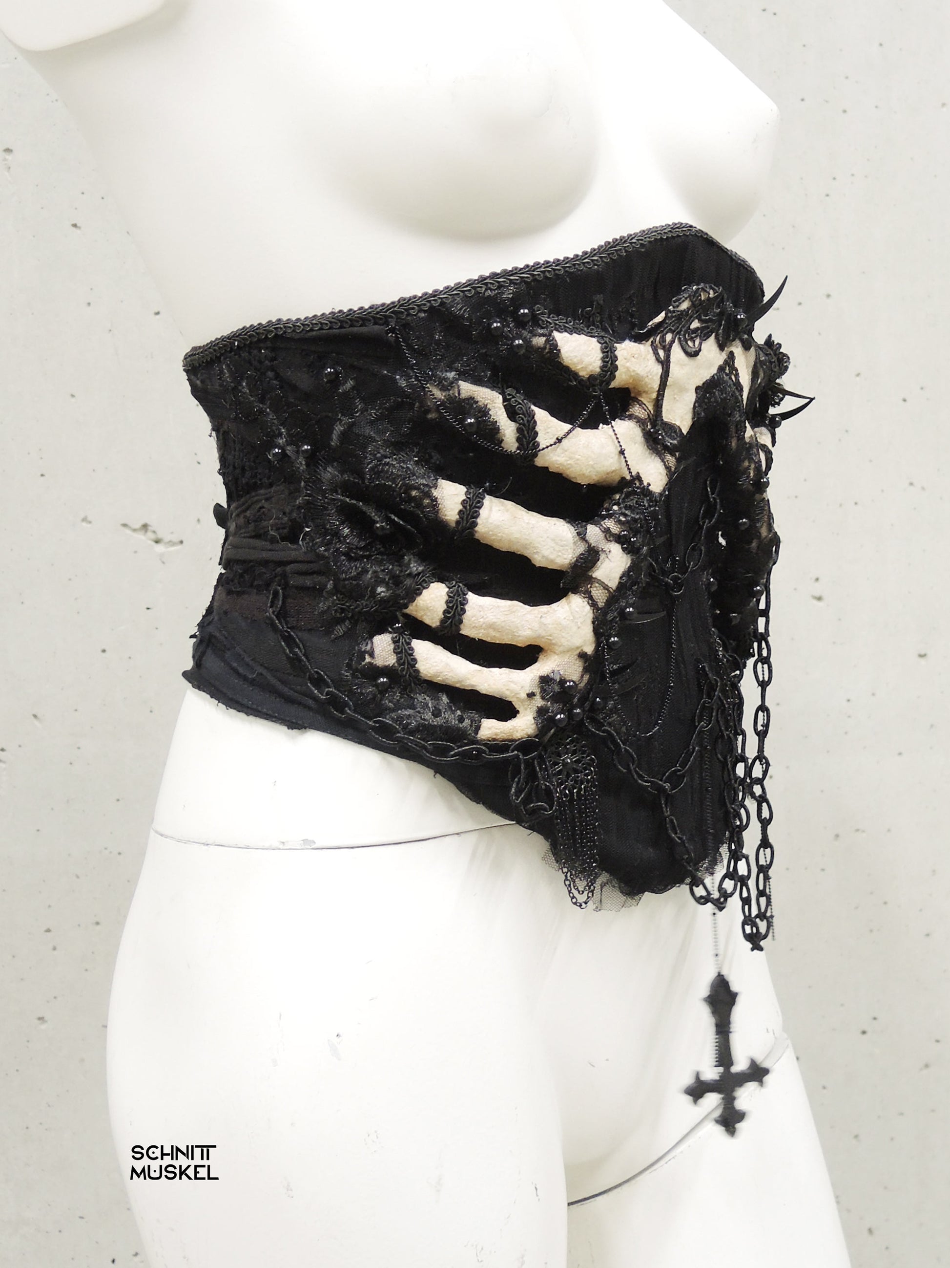 Gothickorsett, Knochenkorsett, Reliquienkorsett 