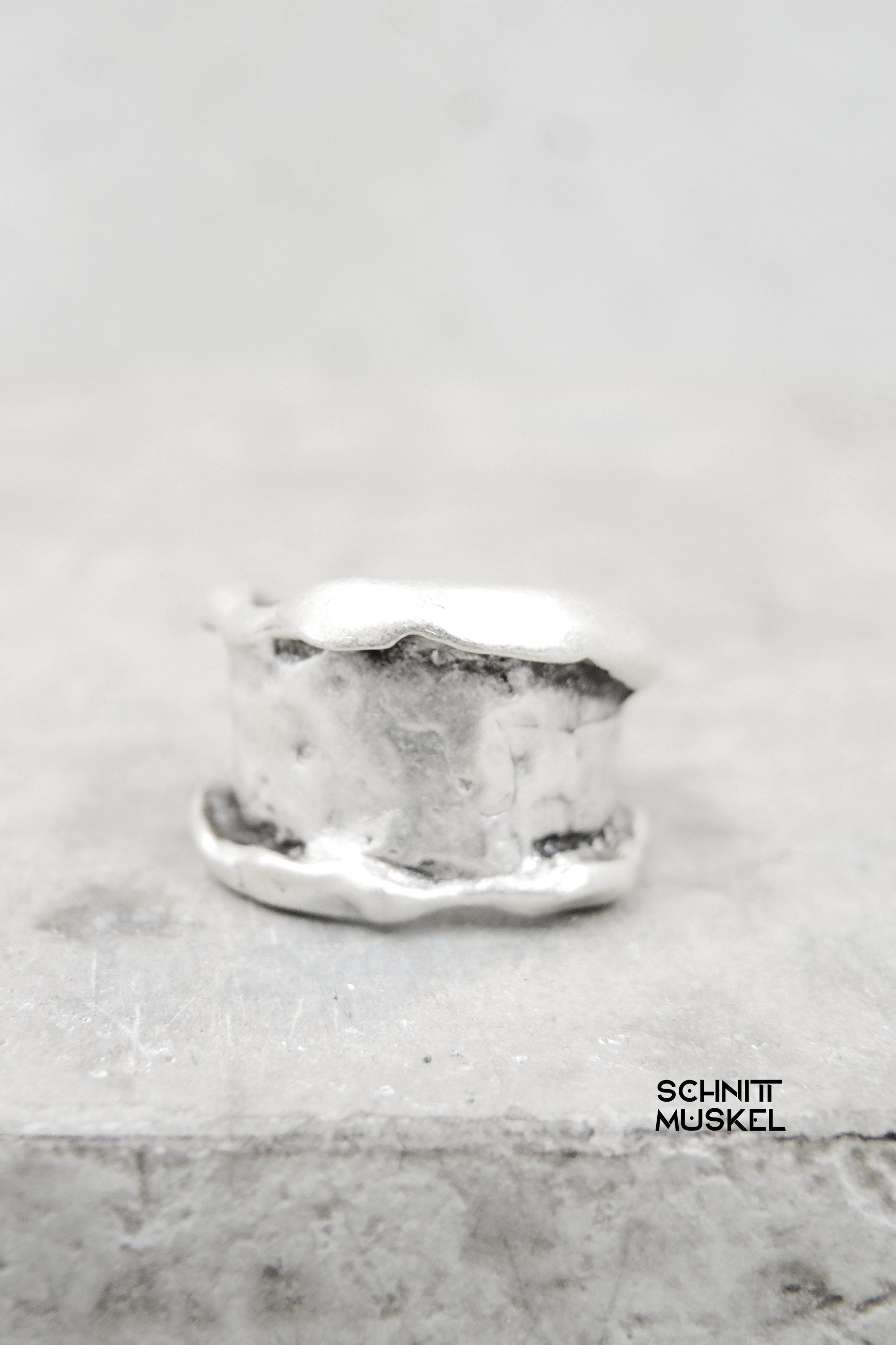 avantgarde Ring, darkavantgarde Ring