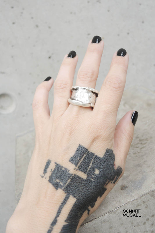 avantgarde Ring, darkavantgarde Ring