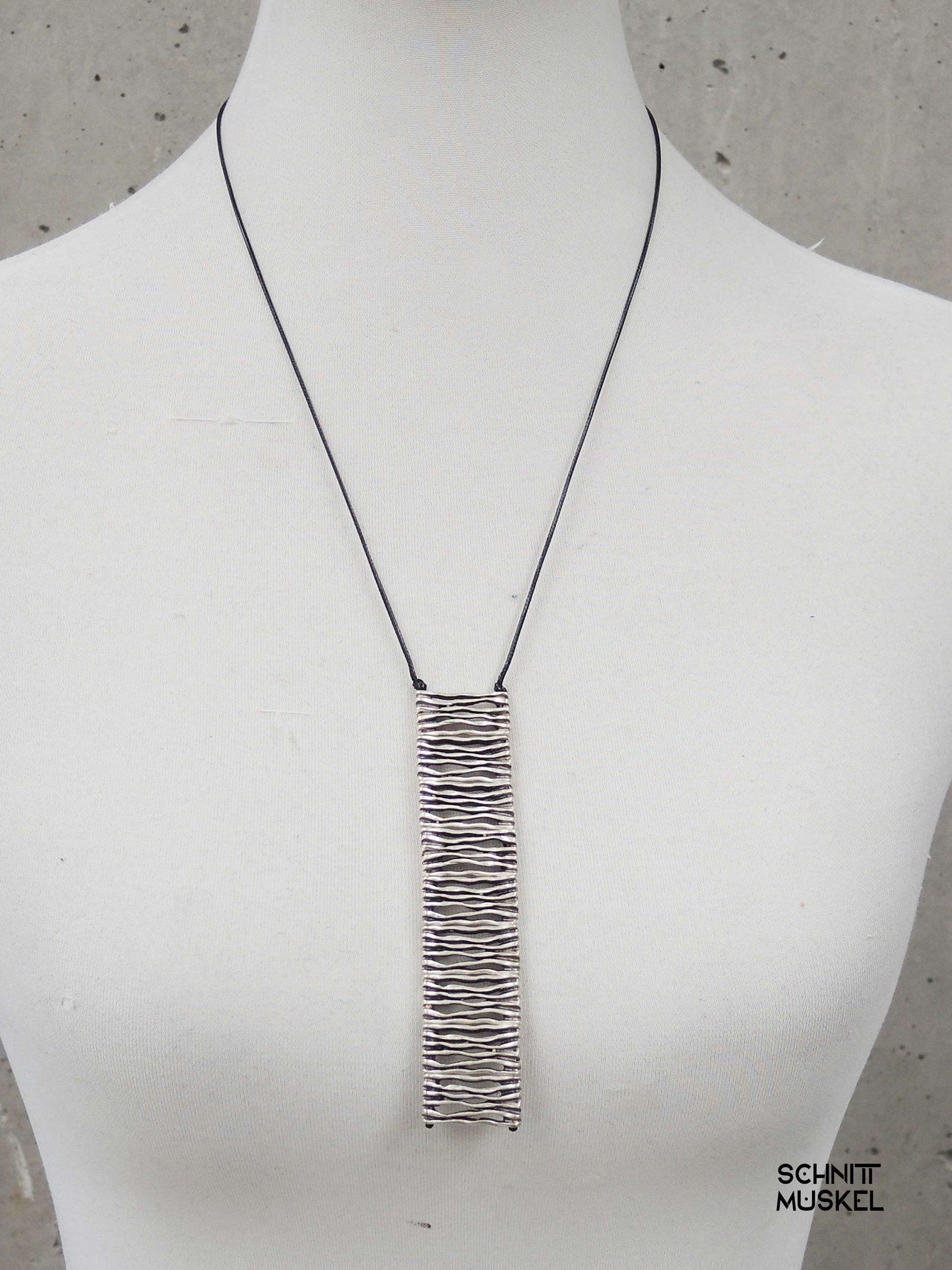 Dark Avantgarde Schmuck, Avantgarde Schmuck, Darkavantgarde Schmuck, aussergewöhnlicher Anhänger