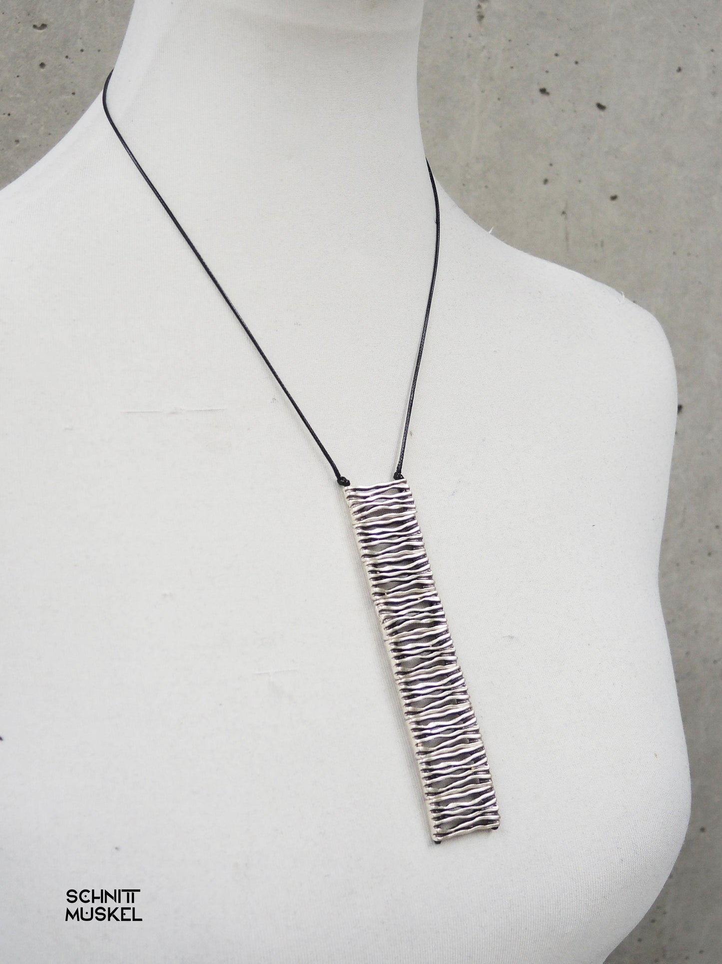 Dark Avantgarde Schmuck, Avantgarde Schmuck, Darkavantgarde Schmuck, aussergewöhnlicher Anhänger