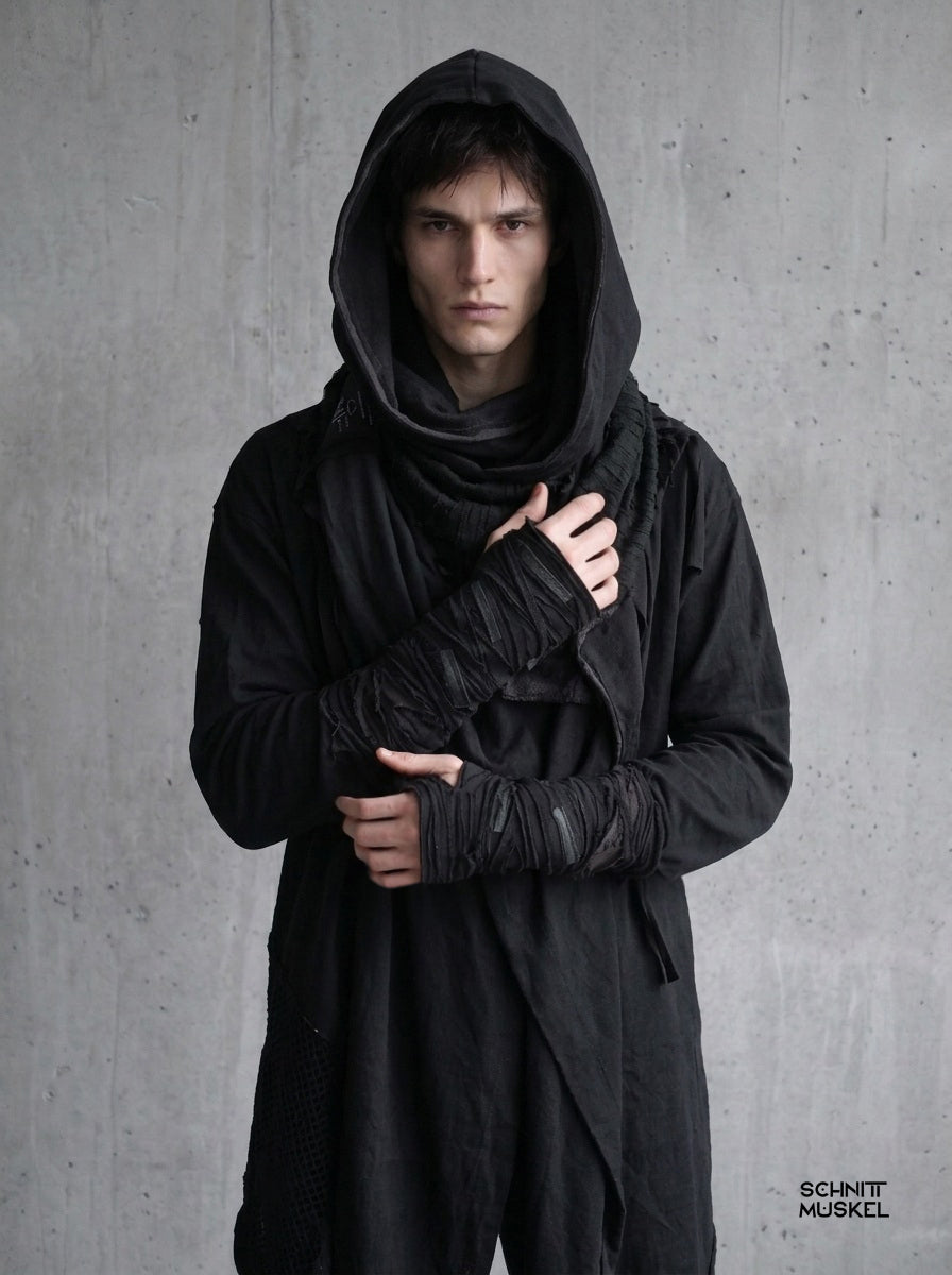Armstulpen, Armstulpen destroyed, Armstulpen gothic, Armstulpen punk, Armstulpen schwarz, postapokalyptische Armstulpen, darkwear, darkcyber Armstulpen,Kapuzenschal, riesiger Schal, dark avantgarde Schal, extralanger Schal, oversized Schal,