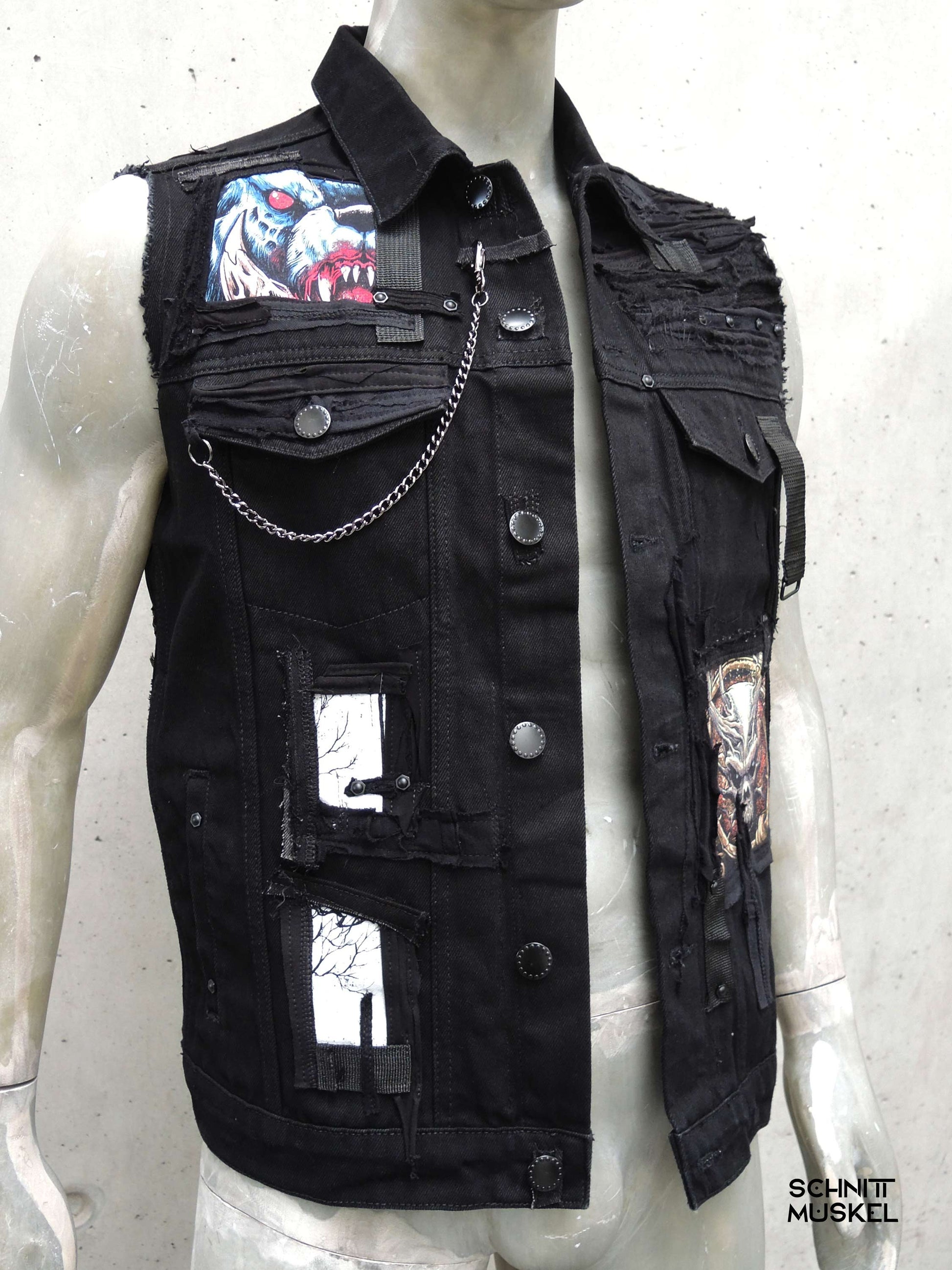 Caliban Kutte, Calibanmerch, Caliban, Metalkutte, Metalweste, 