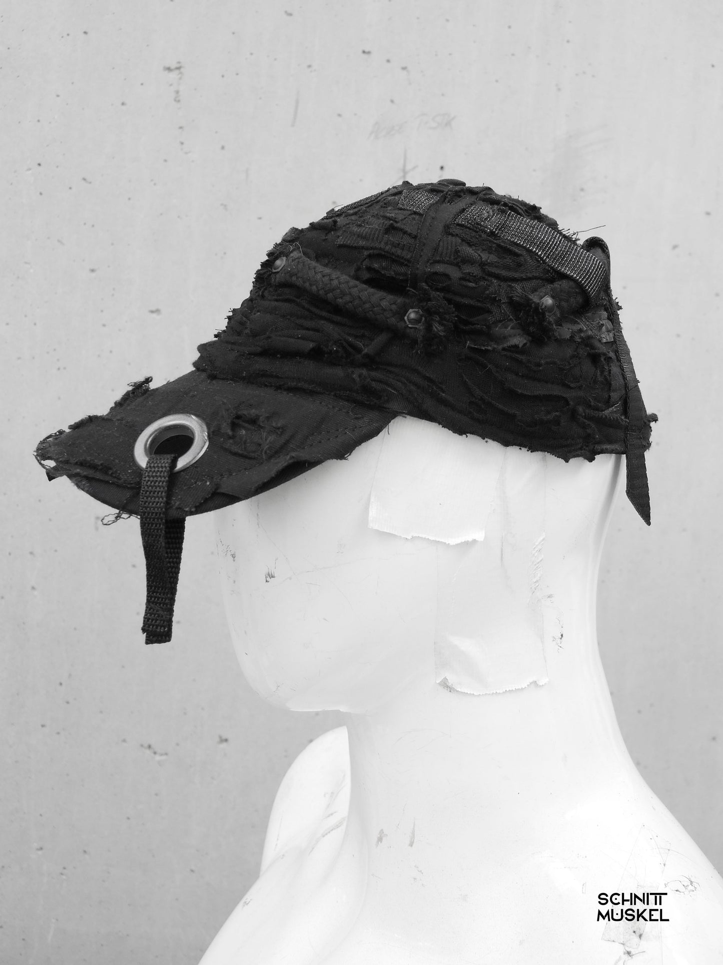 Gothicbaseballcap, darkwear, darkavantgarde, postapokalyptische Mütze, technostyle cap, Gothiccap, Gothicschiebermütze