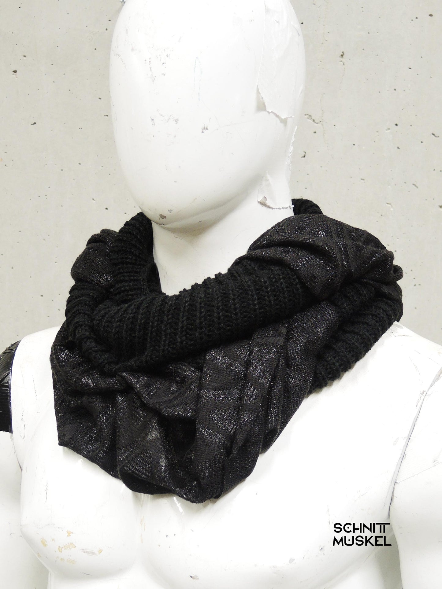 SChal, vordrapierter Schal, drapierter Schal, Gothicschal, schwarzer Schal für Herren, Netzschal